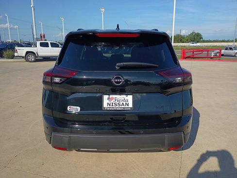 New 2026 Nissan Rogue Dark Armor AWD/4WD image 5