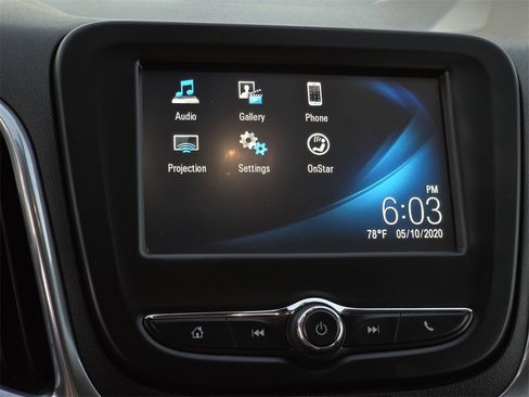 Used 2018 Chevrolet Equinox LT image 19