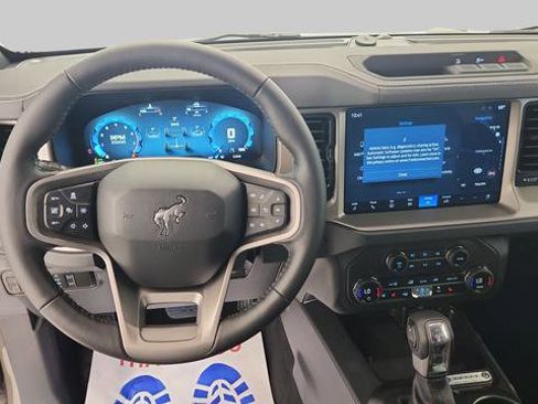 New 2025 Ford Bronco Outer Banks image 13