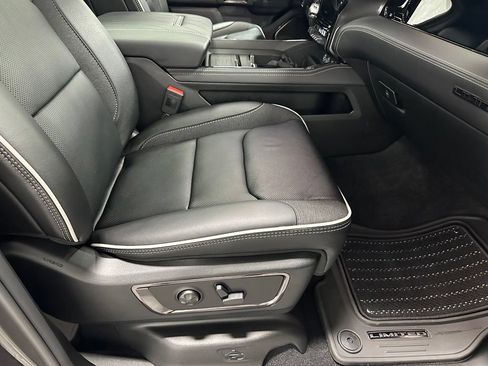 Used 2026 RAM 1500 Limited AWD/4WD image 62