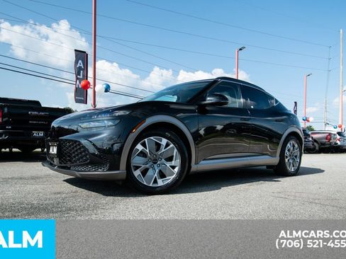 Used 2024 Genesis GV60 RWD image 9