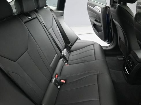 Used 2023 BMW i4 eDrive35 RWD image 22