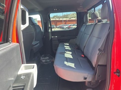 New 2025 Ford F250 XL w/ XL Chrome Package image 27