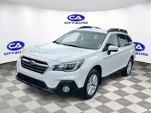 Used 2018 Subaru Outback 2.5i Premium image 9