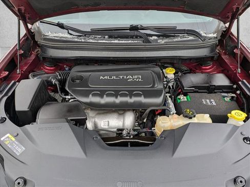 Used 2019 Jeep Cherokee Latitude Plus w/ Cold Weather Group image 21