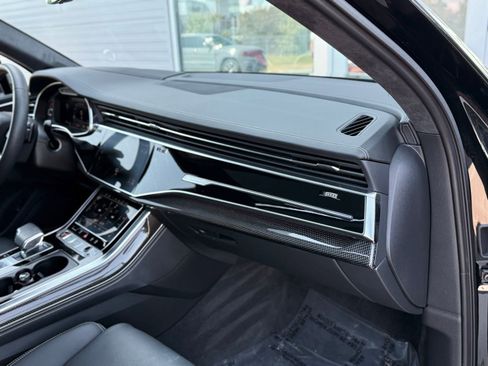 Used 2023 Audi SQ7 Prestige w/ Prestige Package image 31