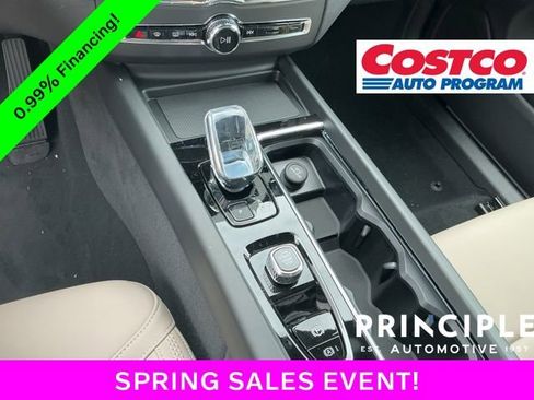 New 2026 Volvo XC60 B5 Core w/ Protection Package Premier AWD/4WD image 19