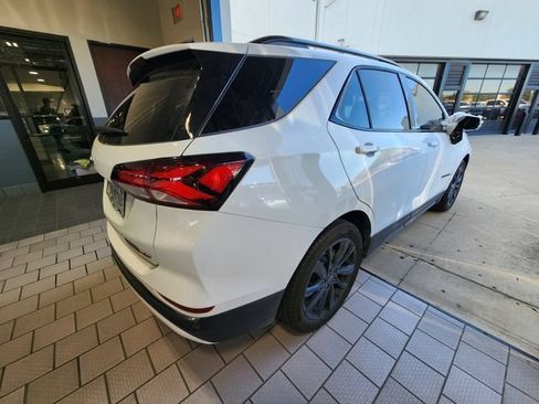 Used 2022 Chevrolet Equinox RS w/ RS Leather Package FWD image 6