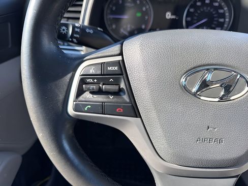 Used 2017 Hyundai Elantra Limited w/ Limited Tech Package 04 image 15
