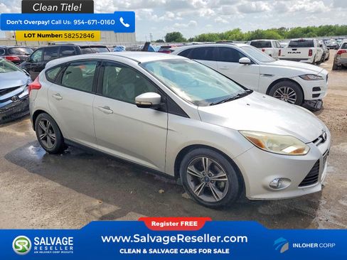 Used 2014 Ford Focus SE w/ SE Sport Package FWD image 5