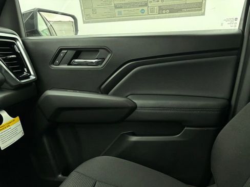 New 2026 GMC Canyon Elevation w/ Convenience Package image 38