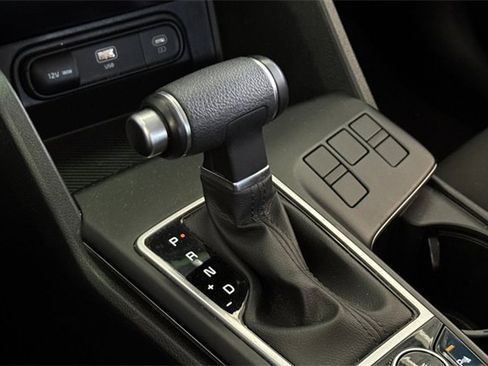 Used 2024 Kia Sportage LX image 32