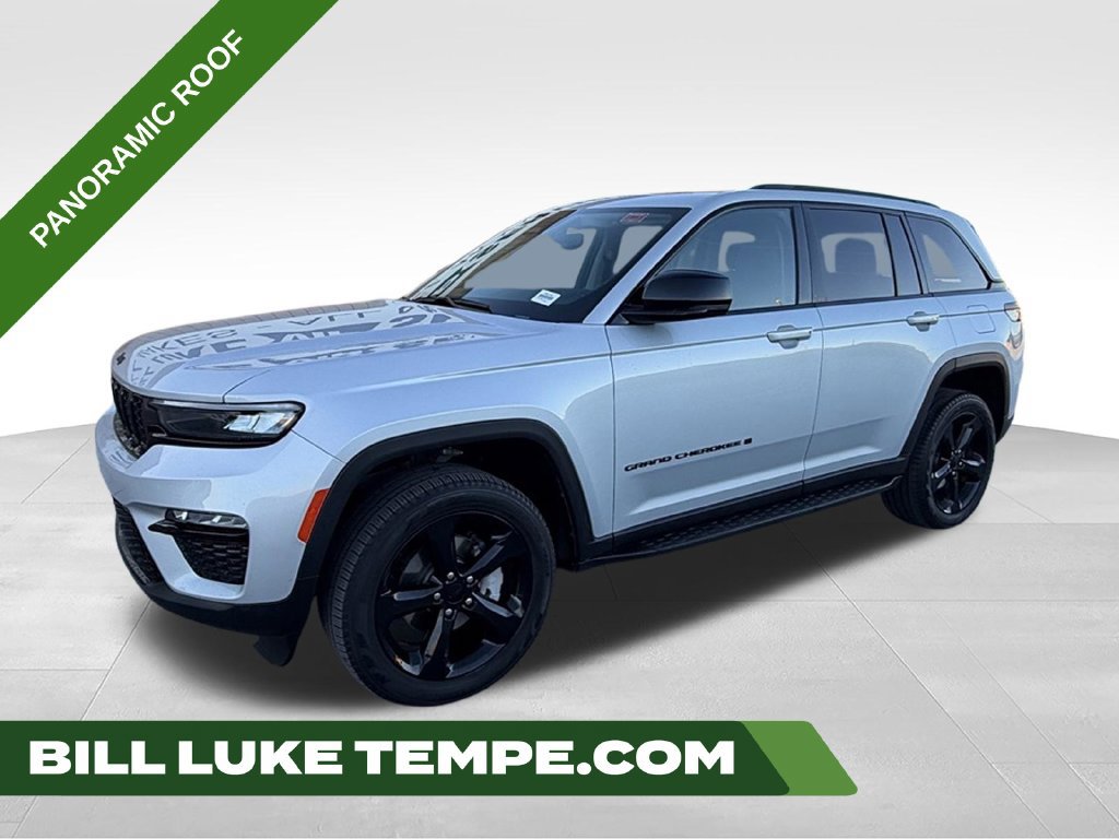 Used 2024 Jeep Grand Cherokee Limited w/ Black Appearance Package AWD/4WD image 1