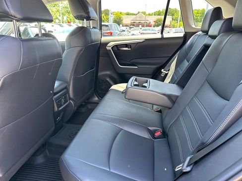 Used 2021 Toyota RAV4 XLE Premium AWD/4WD image 13