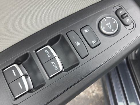 Certified 2025 Honda Civic Sport image 28