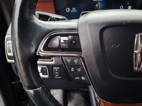 Used 2024 Lincoln Navigator Reserve AWD/4WD image 33