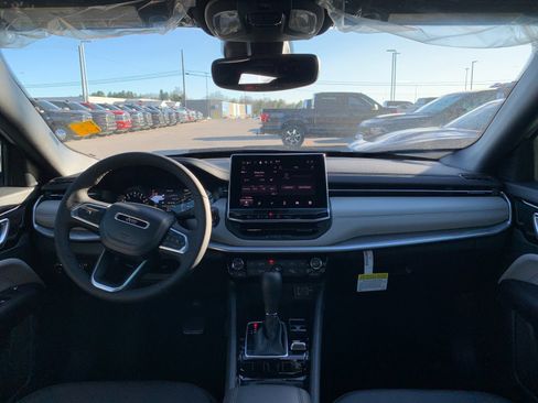 New 2026 Jeep Compass Limited image 14