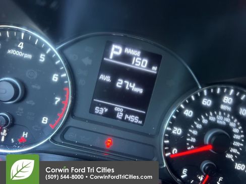 Used 2017 Kia Forte LX image 2