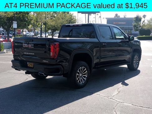 Used 2023 GMC Sierra 1500 AT4 w/ AT4 Premium Package AWD/4WD image 8
