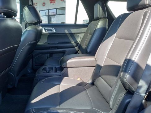 Used 2015 Ford Explorer Sport w/ Equipment Group 401A image 11