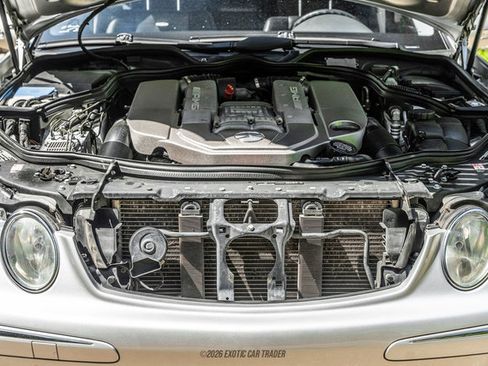 Used 2005 Mercedes-Benz E 55 AMG Sedan image 27