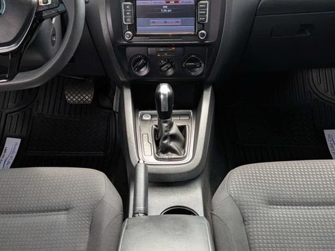 Used 2015 Volkswagen Jetta S w/ Welcome Package FWD image 14
