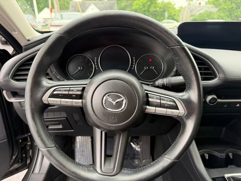 Used 2023 MAZDA MAZDA3 s FWD image 26