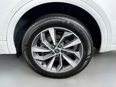 Certified 2023 Audi Q5 2.0T Premium w/ Convenience Package image 30