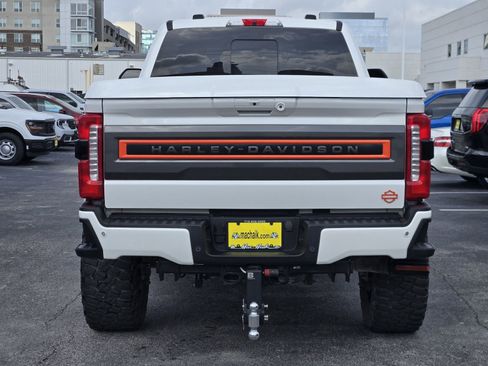 Used 2023 Ford F250 Lariat w/ Lariat Ultimate Package AWD/4WD image 6