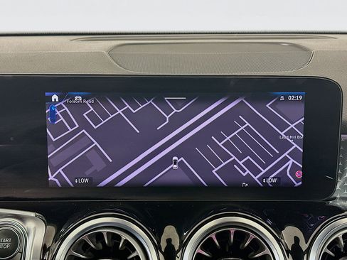 Used 2024 Mercedes-Benz EQB 250+ image 21