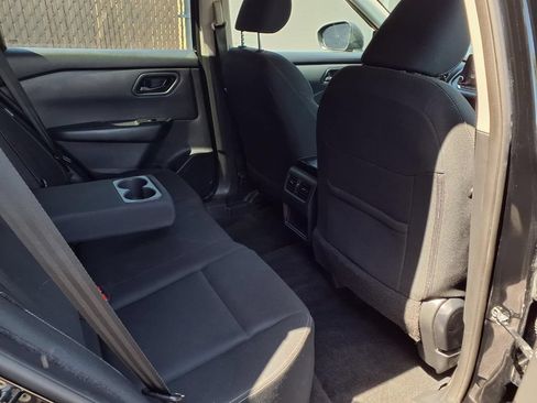 Used 2024 Nissan Rogue S FWD image 20