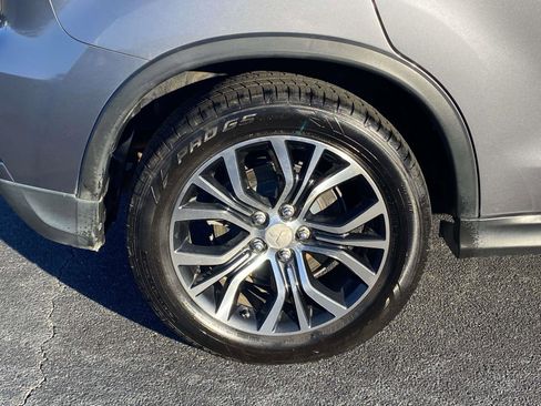 Used 2018 Mitsubishi Outlander Sport ES image 7