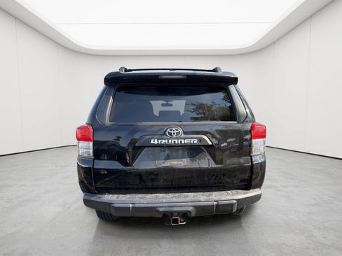 Used 2012 Toyota 4Runner SR5 AWD/4WD image 7