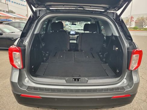 Certified 2023 Ford Explorer XLT image 8