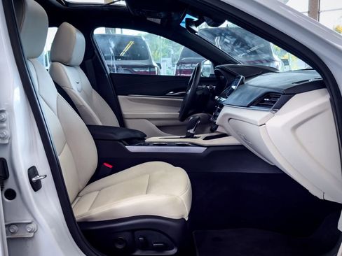 Used 2024 Cadillac CT4 Premium Luxury image 32