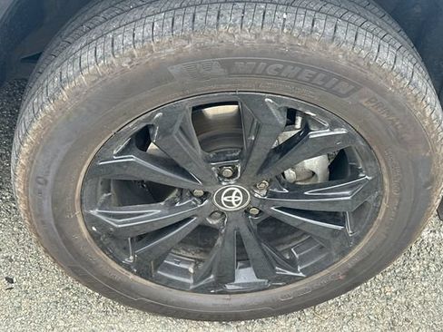 Used 2024 Toyota RAV4 XSE w/ Advanced Technology Package AWD/4WD image 4