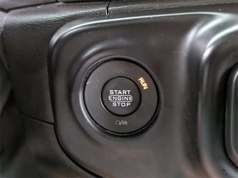 Used 2021 Jeep Wrangler Unlimited Sport image 28