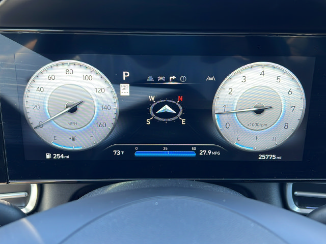 Certified 2024 Hyundai Elantra SEL w/ Convenience Package FWD image 31