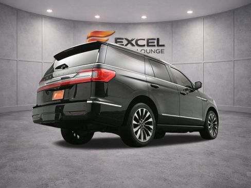 Used 2020 Lincoln Navigator Reserve w/ Luxury Package RWD image 50