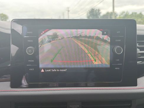 Used 2025 Volkswagen Jetta GLI Autobahn FWD image 17