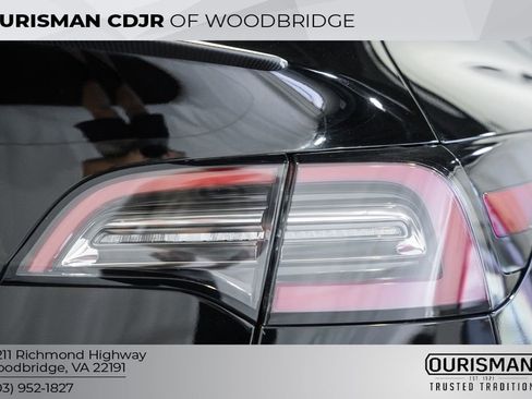 Used 2020 Tesla Model Y Performance image 7