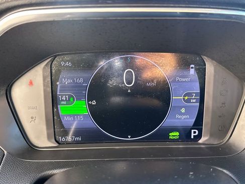 Used 2022 Chevrolet Bolt EUV LT w/ Convenience Package image 26