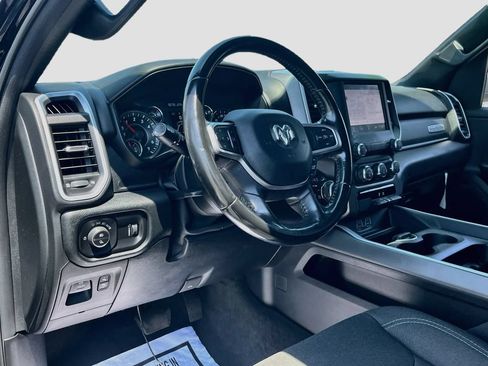 Used 2022 RAM 1500 Big Horn AWD/4WD image 9