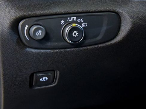 Used 2023 Chevrolet Blazer LT AWD/4WD image 20