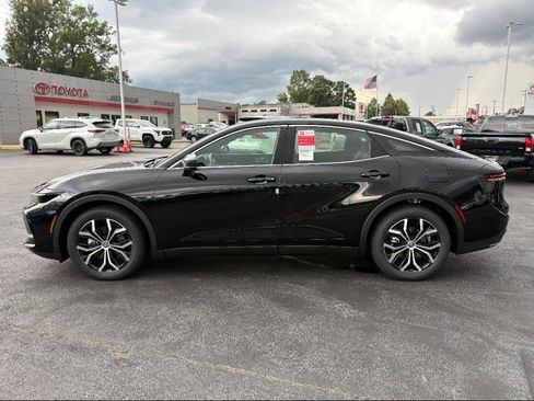 New 2026 Toyota Crown XLE image 26