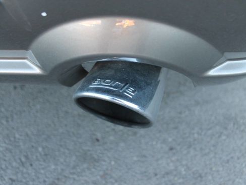 Used 2005 Ford Mustang GT Premium image 32