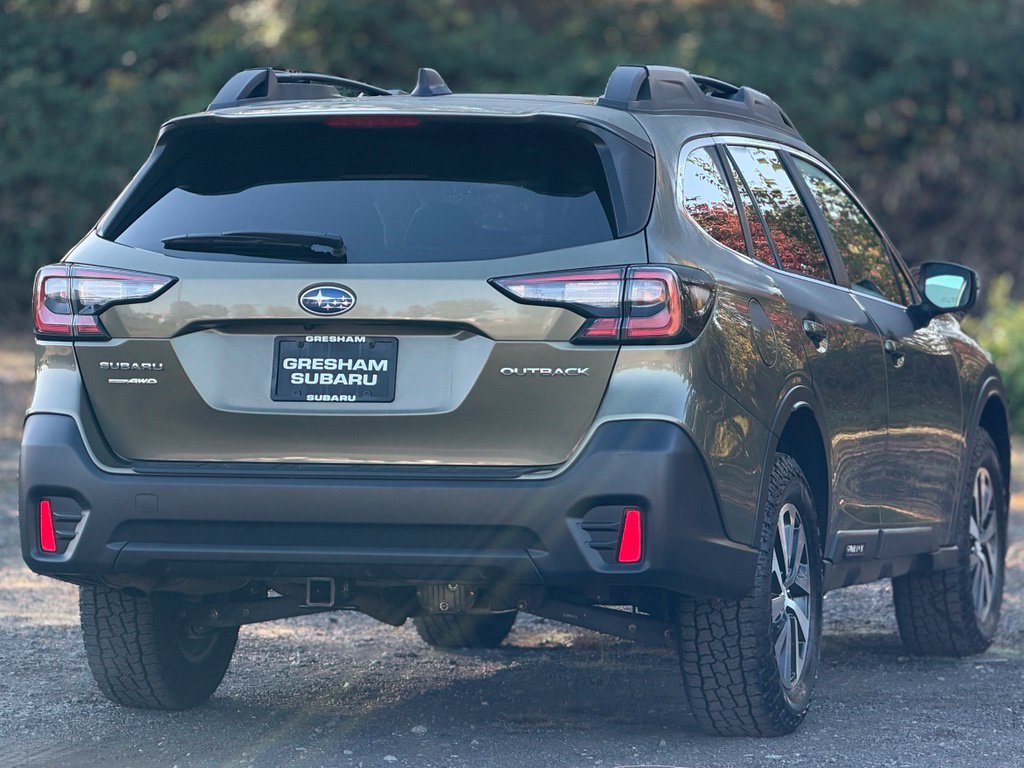 Used 2022 Subaru Outback Premium AWD/4WD image 8