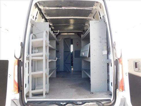 Used 2022 Mercedes-Benz Sprinter 2500 image 11