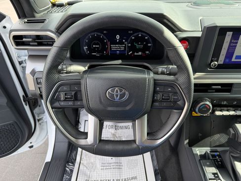 Certified 2024 Toyota Tacoma TRD Off-Road w/ TRD Off Road Upgrade Package AWD/4WD image 13