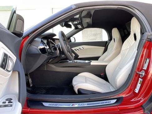 New 2026 BMW Z4 M40i w/ Premium Package RWD image 16
